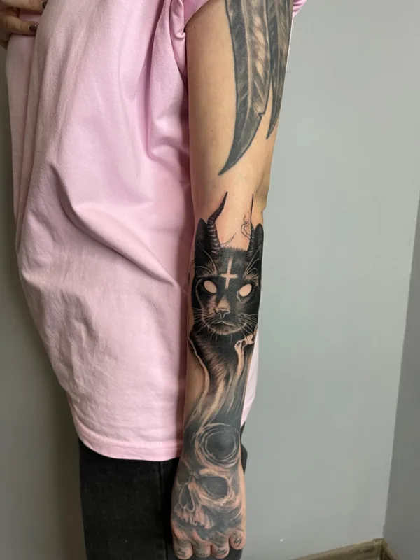 black and grey black and grey Tatuaggio su full sleeve #53088 | Tatuatore Дарья Гарамова