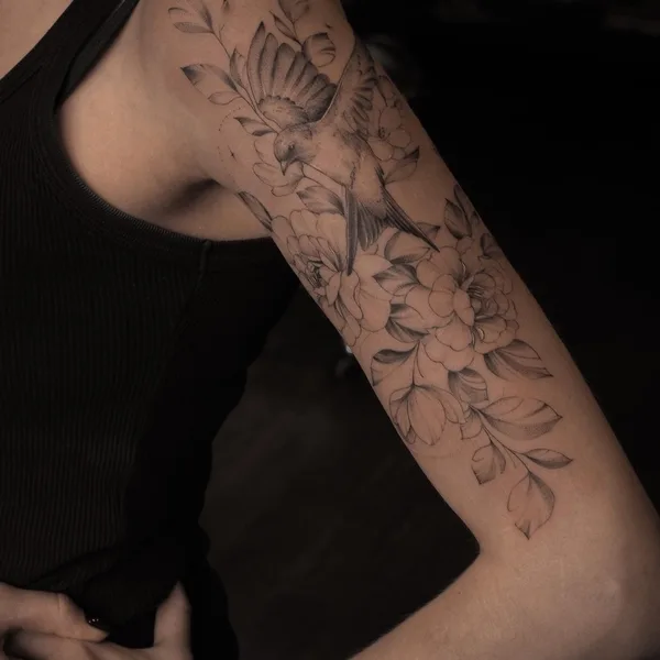 whipshading tattoo by Яна Гуревич in Москва