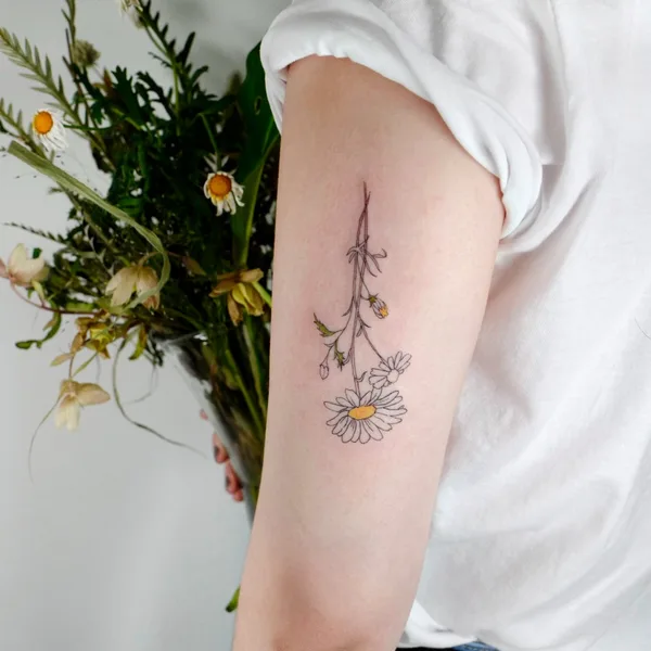Minimalism tattoo by Joo Joo in Seoul