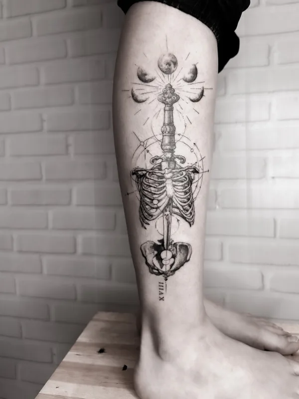 black and grey blackwork татуировка на calf #71207 | Тату мастер Елизавета Проворова