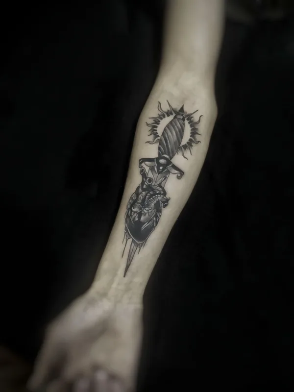 black and grey blackwork татуировка на forearm #71222 | Тату мастер Максим Дяченко MaximDtattoo studio
