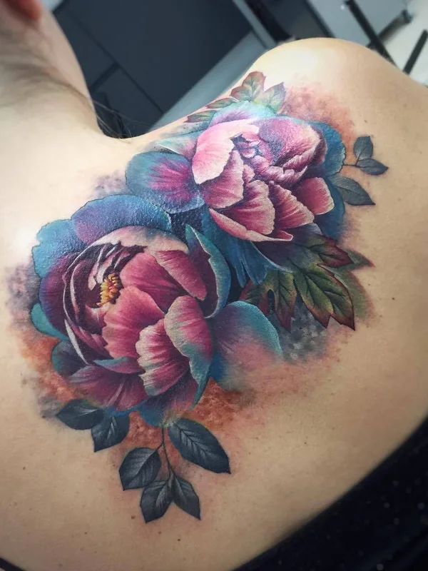 female color realism tattoo on shoulder blade #31725 | Tattoo Artist Lianne Moule