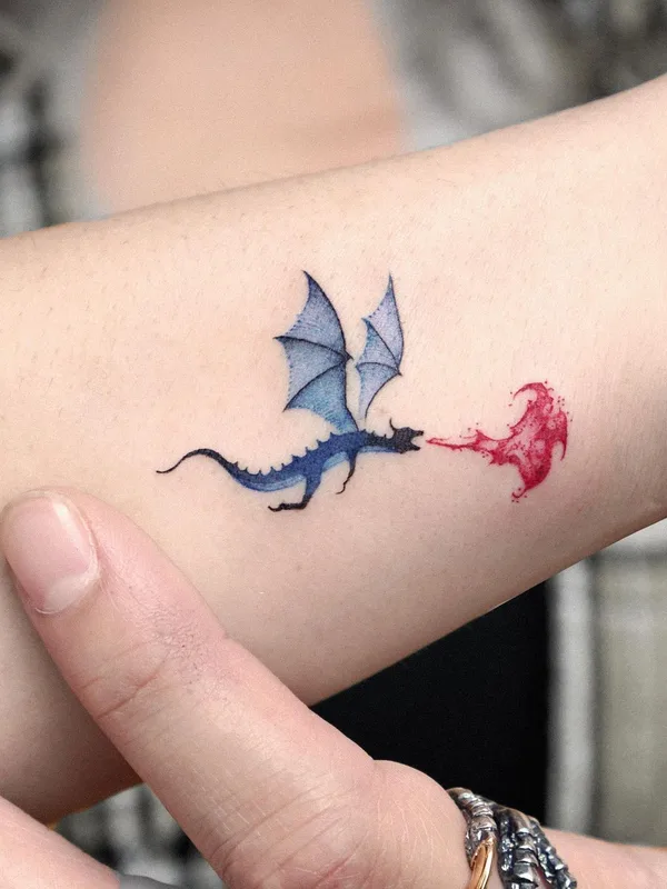 female color miniature tattoo auf forearm #56878 | Tätowierer Choi Yun