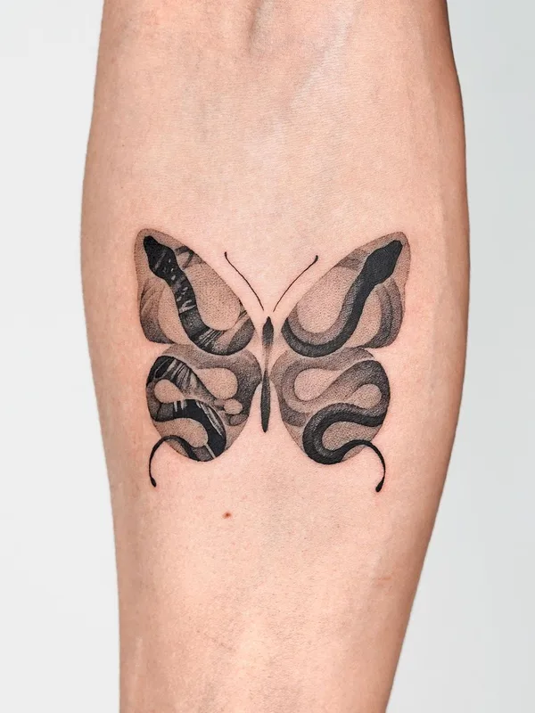female black miniature tattoo auf leg #56880 | Tätowierer Choi Yun