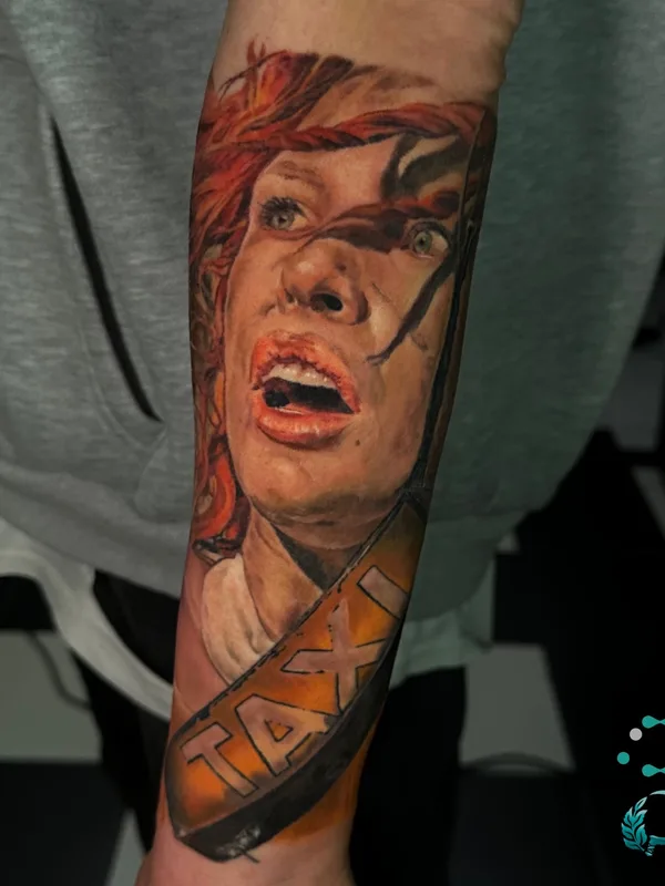 female color realism татуировка на forearm #72980 | Тату мастер Даниил Шольтин