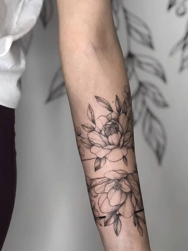 female black and grey fineline татуировка на forearm #32890 | Тату мастер Екатерина Стрелкова
