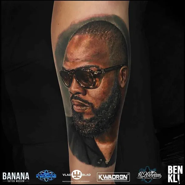 Реализм tattoo by Бэн Клишевский in Москва
