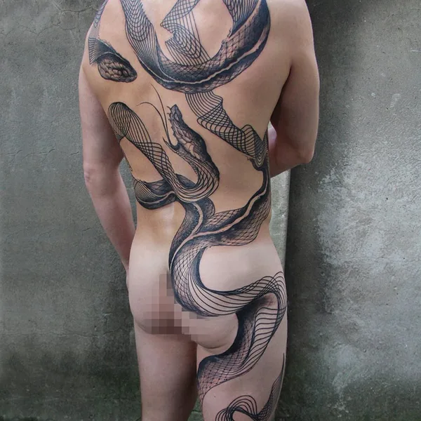 Ornamental tattoo by Chaim Machlev in Berlin