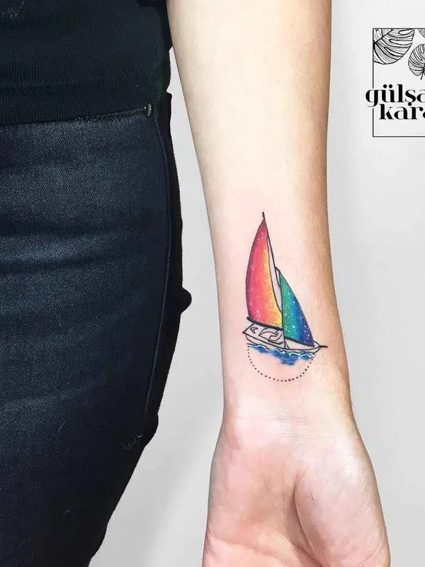 female color illustrative татуировка на wrist #4680 | Тату мастер Gülşah KARACA