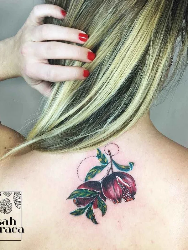 female color botanic татуировка на shoulder blade #4682 | Тату мастер Gülşah KARACA
