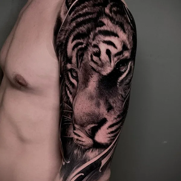 Portrait tattoo by Денис Показанов in Красноярск