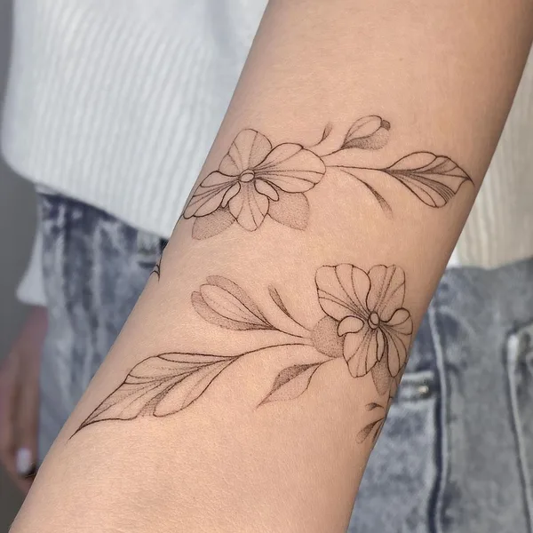Graphic tattoo by Ольга Балашова in Волгоград