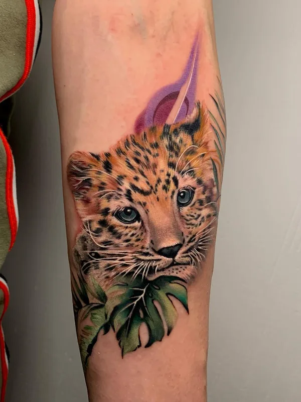 color realism Tatuaggio su forearm #51449 | Tatuatore Нина Кузнецова