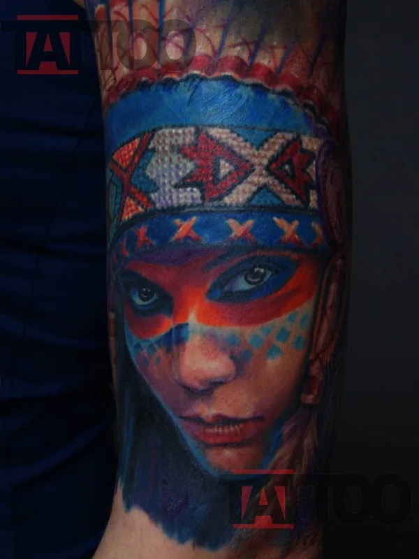 female color realism tatouage sur forearm #29073 | Artiste tatoueur Max Drugger