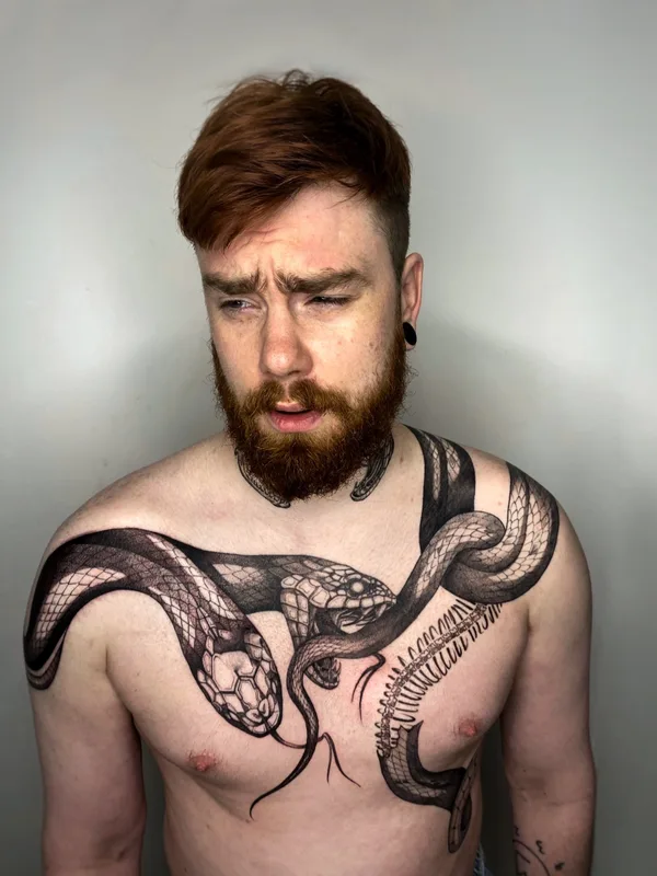 male black and grey blackwork татуировка на chest #65197 | Тату мастер Эля Вечер