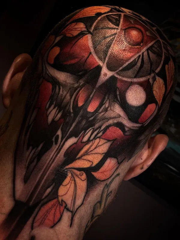 male color illustrative tatouage sur back of neck #65224 | Artiste tatoueur Kenni Poke