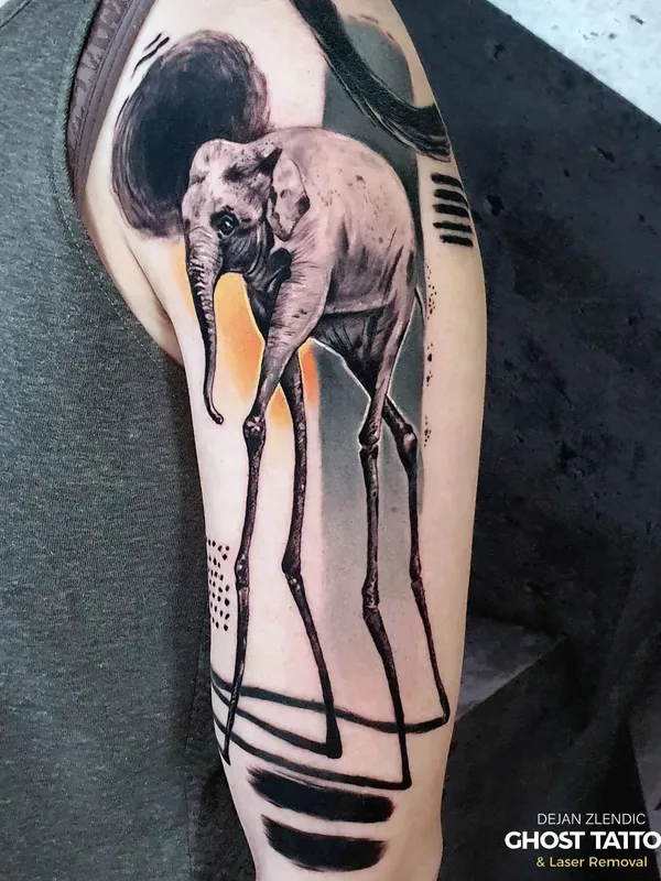 black and grey surrealism tatouage sur upper arm #66812 | Artiste tatoueur Dejan Zlendic
