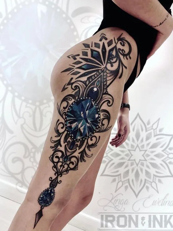 female color ornamental Tatuagem em thigh #66843 | Tatuador kingaewelina_ink