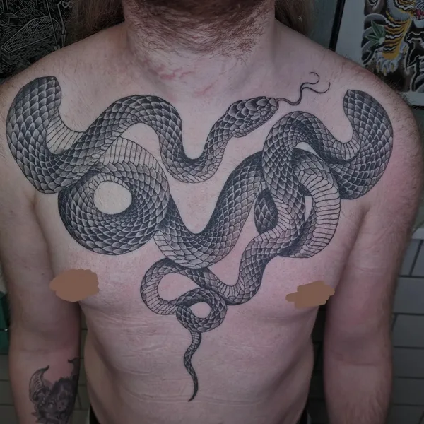 Graphic tattoo by Laura Wøldike in København