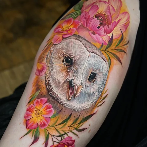 Illustrative tattoo by ESTER TARABAL in København
