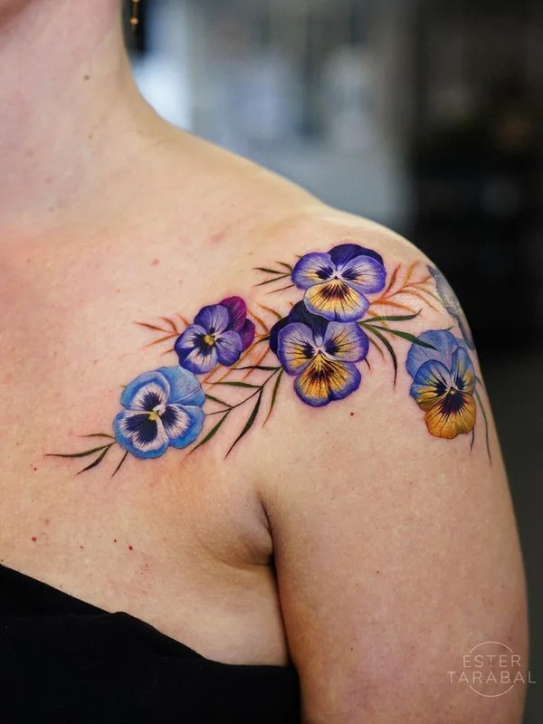 female color realism tatouage sur shoulder #66886 | Artiste tatoueur ESTER TARABAL