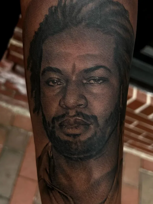 male black and grey realism Tatuagem em forearm #57023 | Tatuador Oba Jackson