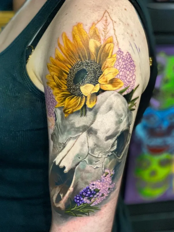 female color realism Tatuagem em upper arm #57067 | Tatuador Sean Gilbert