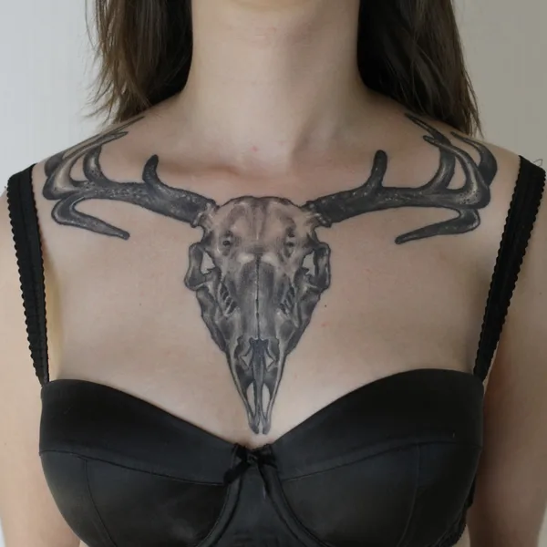Neo Traditional tattoo by Anna Guskova in Tbilisi