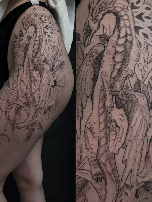female black and grey sketch татуировка на thigh #37427 | Тату мастер Anna Voevodina