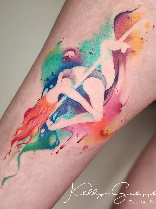 female color watercolor татуировка на thigh #45865 | Тату мастер Kelly Guesser
