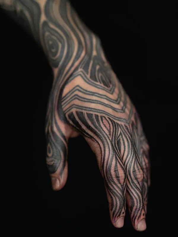 black blackwork татуировка на hand #45891 | Тату мастер Михаил Колесников