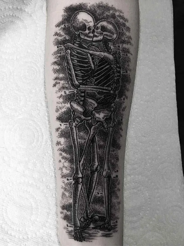 black and grey blackwork 纹身 在 forearm #6888 | 纹身师 Merry Morgan