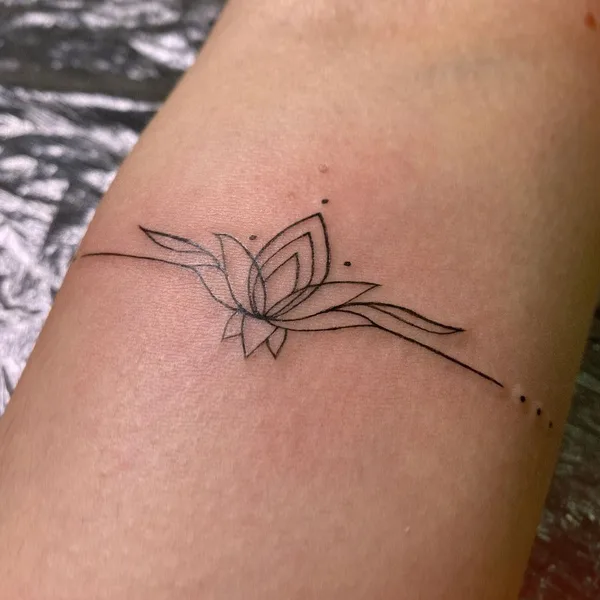 Graphic tattoo by Елизавета Захарова in Волгоград
