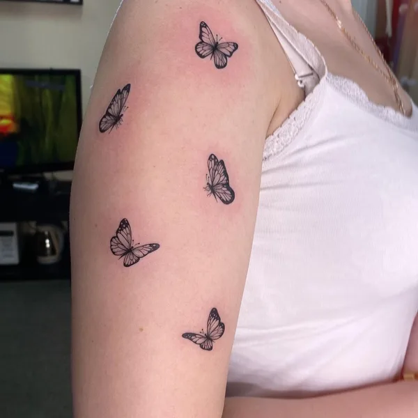Graphic tattoo by Елизавета Захарова in Волгоград