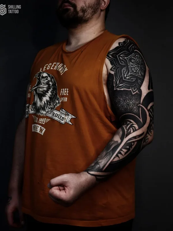 male black blackwork 纹身 在 full sleeve #51531 | 纹身师 Сергей Шилин