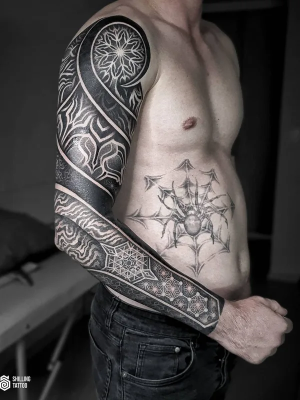 male black blackwork 纹身 在 full sleeve #51518 | 纹身师 Сергей Шилин