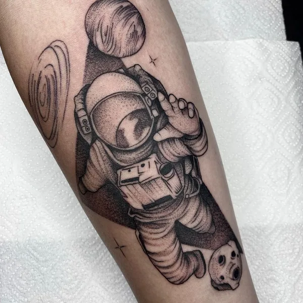 Graphic tattoo by Алёна Неволина in Волгоград