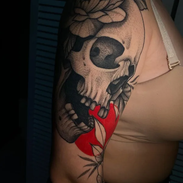 Graphic tattoo by Алёна Неволина in Волгоград