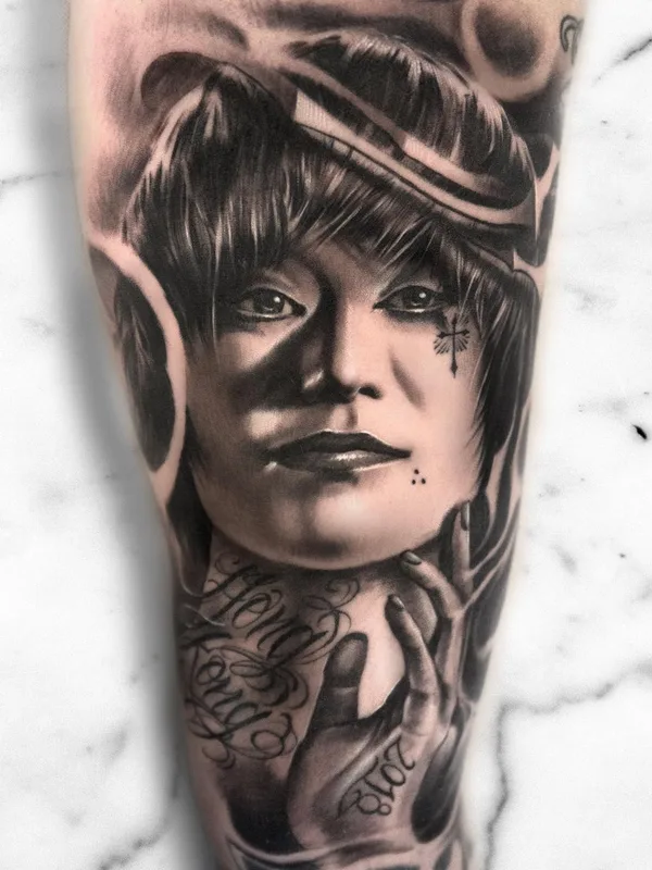 black and grey realism tatuaje en forearm #29112 | Tatuador Ivano Natale