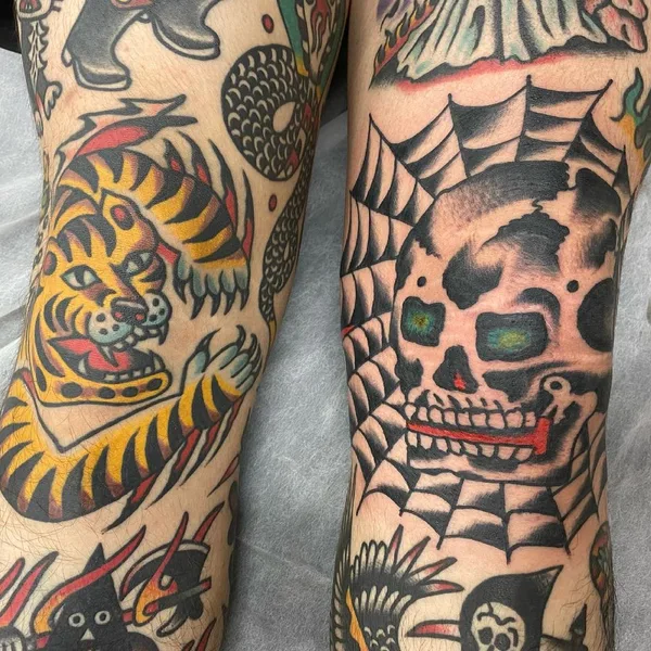 Традиционная tattoo by Tai Haiwei in Shanghai