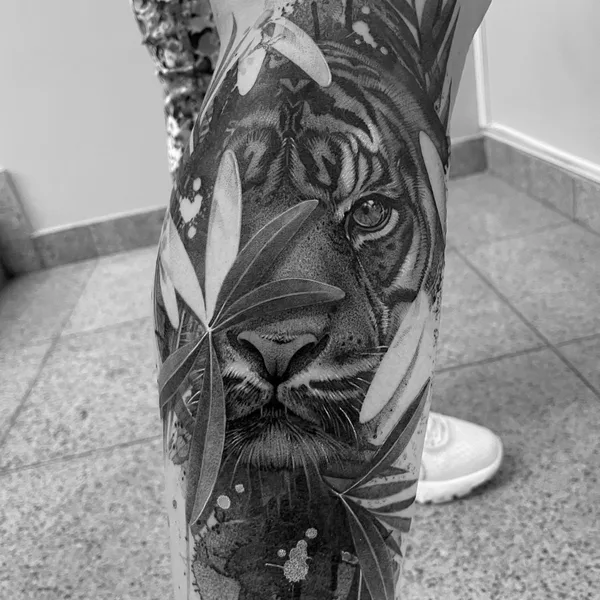 Realism tattoo by Inkdeology in Bucureşti