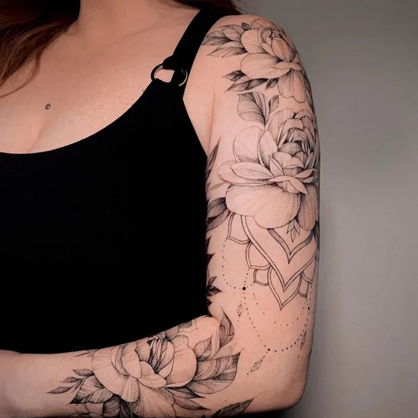 Botanical tattoo by Olga Kotova in Berlin