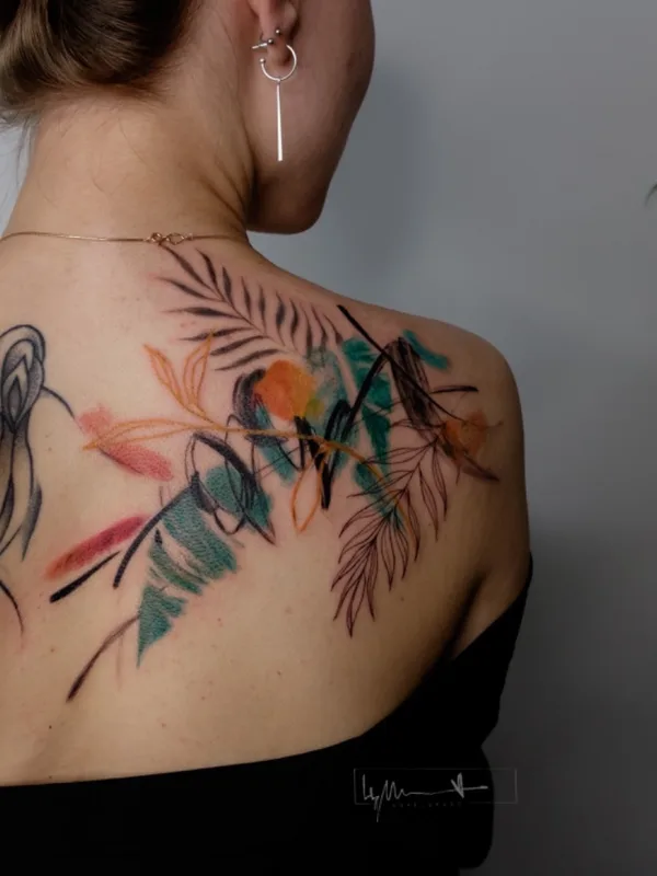 female color illustrative татуировка на upper back #58943 | Тату мастер Мария Цегельник
