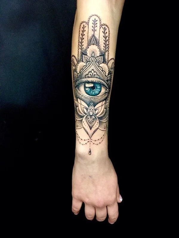female color ornamental tattoo auf forearm #73726 | Tätowierer Ananga