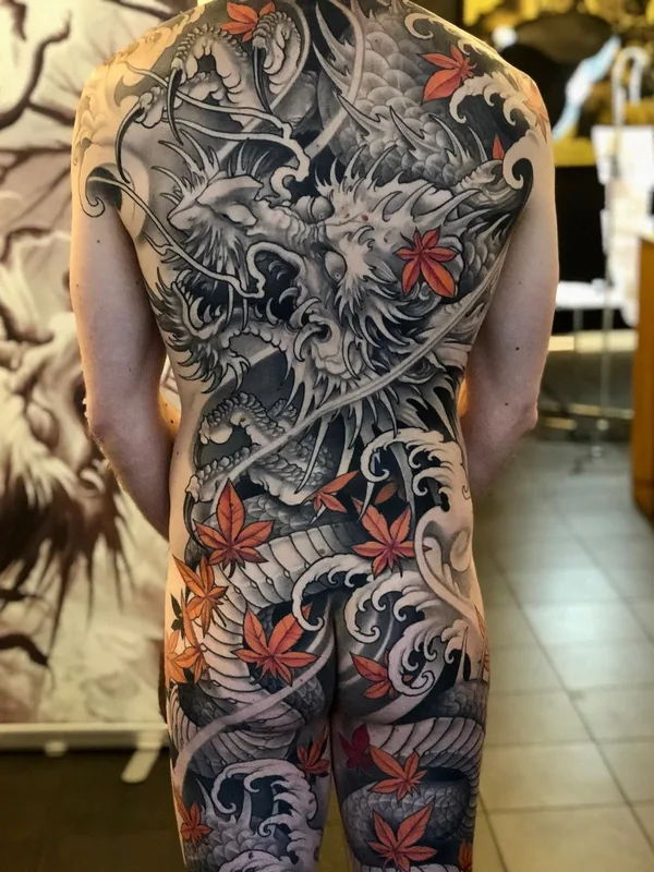 male color japanese Tatuagem em full back #42977 | Tatuador Johan Finné