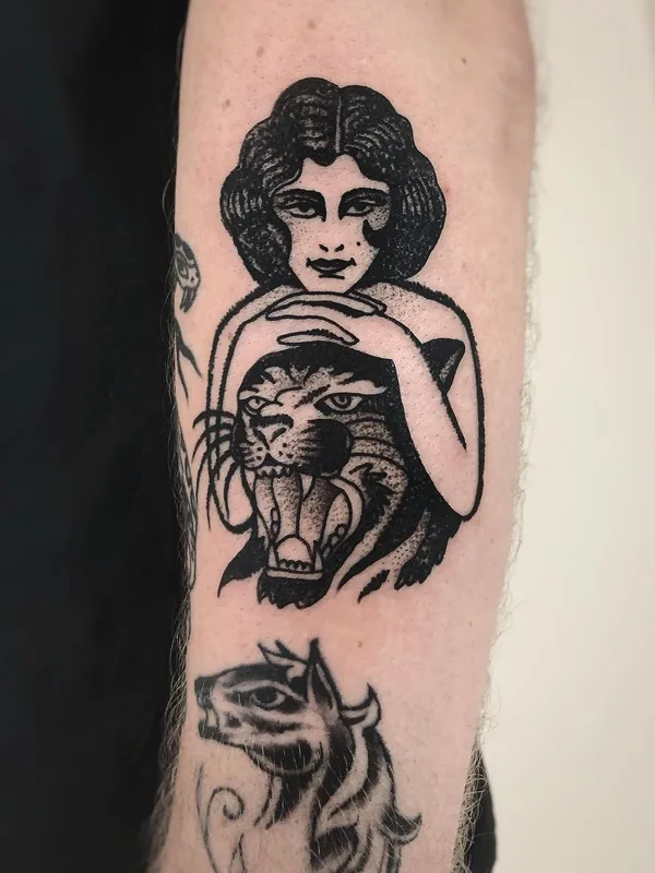 black blackwork Tatuaggio su forearm #42996 | Tatuatore Charley Gerardin