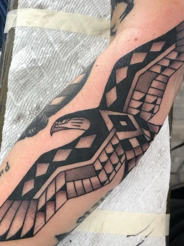 black and grey geometric 纹身 在 forearm #43007 | 纹身师 Shitneck Jones