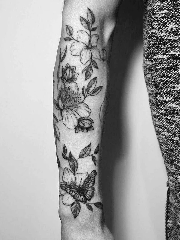 black and grey botanic 타투 부위 forearm #7838 | 타투이스트 Violeta Arus