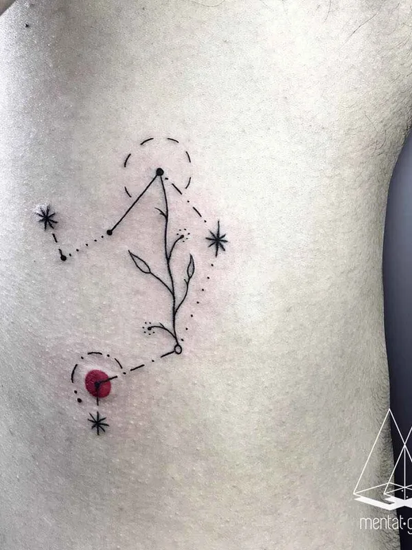 black and grey fineline tatuaje en side #10242 | Tatuador Mentat Gamze