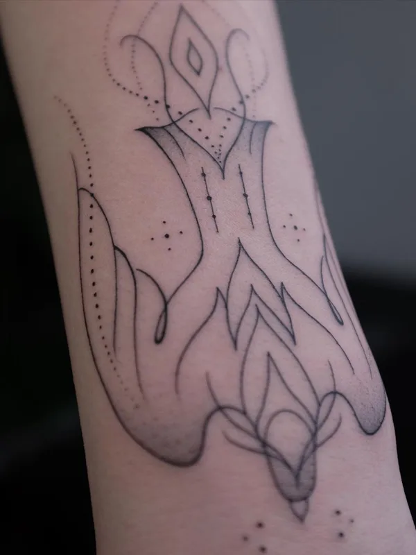 black and grey linework татуировка на forearm #47523 | Тату мастер Ника Лунева